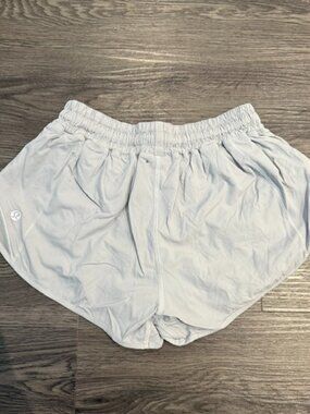 LULULEMON HOTTY HOT LOW-RISE 2.5" SHORT